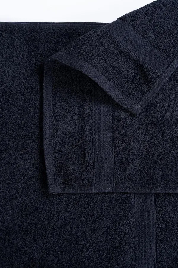 Black_Rushant_Hand_Towels_-_100%_Combed_Cotton,_550_Gsm,_Ultra_Soft,_Quick_Dry_&_Super_Absorbent_For_Home,_Gym_&_Travel_40X70_Cm,_Set_Of_2