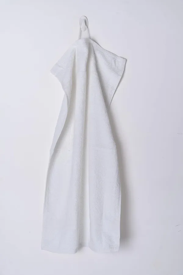 White_Rushant_Hand_Towels_-_100%_Combed_Cotton,_550_Gsm,_Ultra_Soft,_Quick_Dry_&_Super_Absorbent_For_Home,_Gym_&_Travel_40X70_Cm,_Set_Of_4