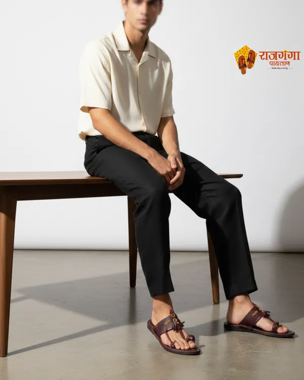 Red_Leather_Sankeshwari_Kapshi_Kolhapuri_Chappal_For_Men
