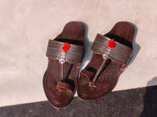 Dark_Brown_Leather_Peshvai_Kapshi_Kolhapuri_Chappal_For_Men