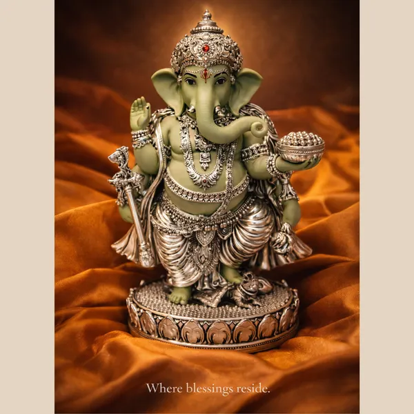 Green_Leaf_Silver_Plated_Ganesha_Idol_For_Home_Temple_&_Gifting