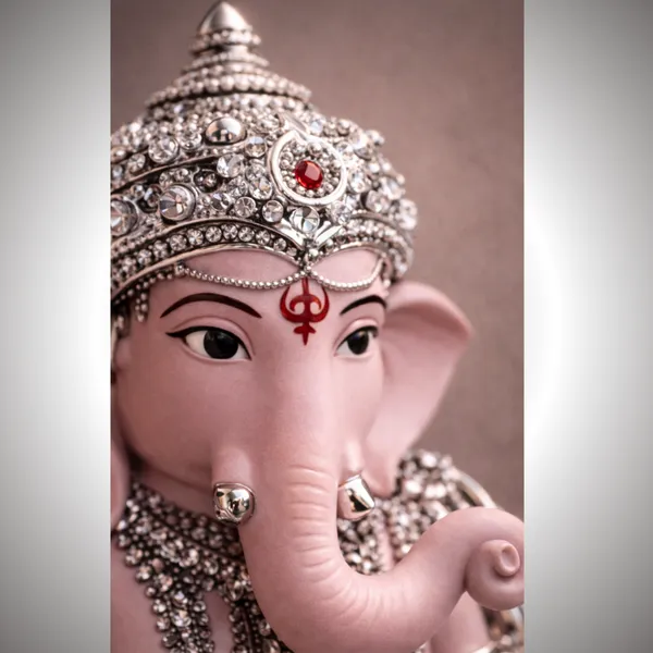 Pink_Dusty_Silver_Plated_Ganesha_Idol_For_Home_Temple_&_Gifting