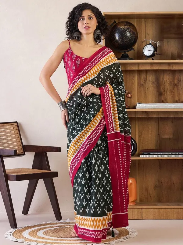 Black_And_Dark_Pink__Minute_Ready_To_Wear_Mul_Cotton_Digital_Printed_Saree_With_Pocket_For_Women_&_Girl'S
