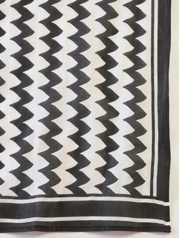 Black_And_White__Minute_Ready_To_Wear_Mul_Cotton_Digital_Printed_Saree_With_Pocket_For_Women_&_Girl'S