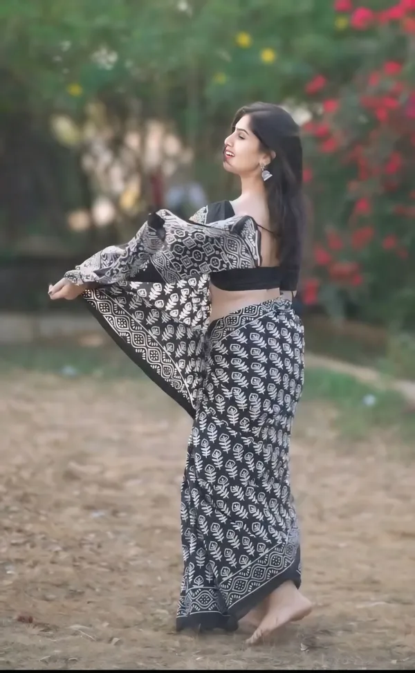Black__-Minute_Ready_To_Wear__Cotton_Saree_For_Women_&_Girl'S