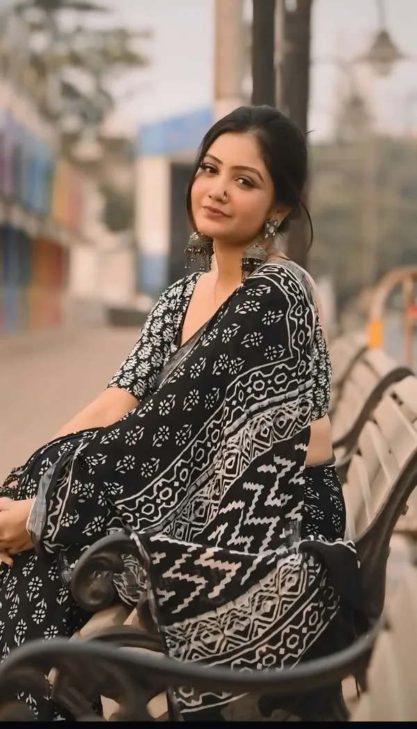 Black__-Minute_Ready_To_Wear__Cotton_Saree_For_Women_&_Girl'S