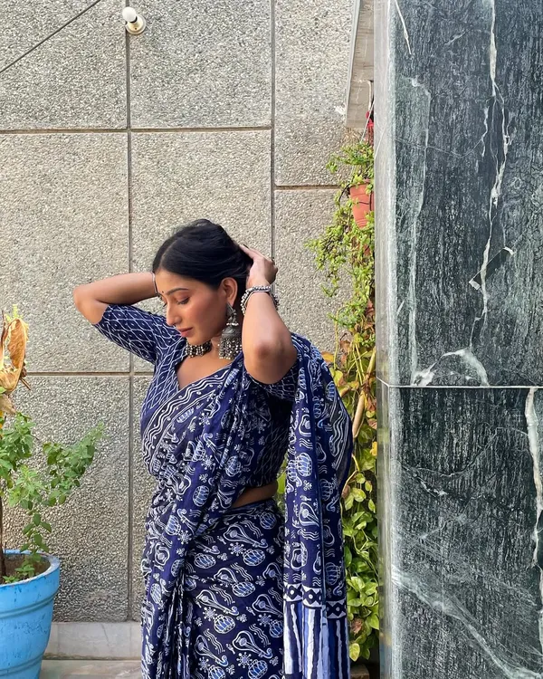 Blue_-Minute_Ready_To_Wear__Cotton_Saree_For_Women_&_Girl'S