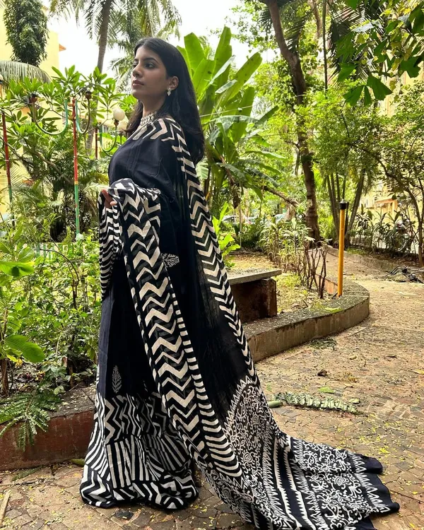 Black__Minute_Ready_To_Wear__Mul_Cotton_Digital_Printed_Saree_With_Pocket_For_Women_&_Girl'S