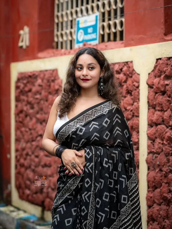 Black__Minute_Ready_To_Wear__Mul_Cotton_Digital_Printed_Saree_With_Pocket_For_Women_&_Girl'S
