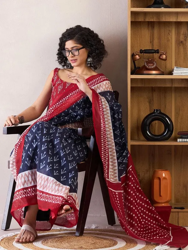 Blue_And_Maroon__Minute_Ready_To_Wear_Mul_Cotton_Digital_Printed_Saree_With_Pocket_For_Women_&_Girl'S