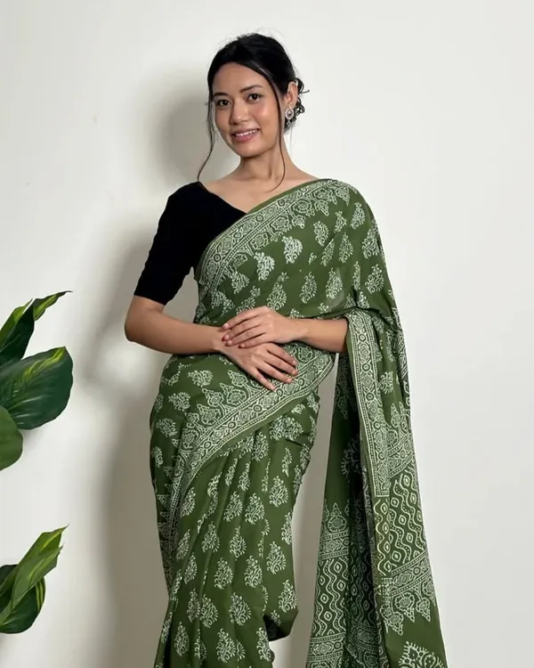 Dark_Green__Minute_Ready_To_Wear_Mul_Cotton_Digital_Printed_Saree_With_Pocket_For_Women_&_Girl'S