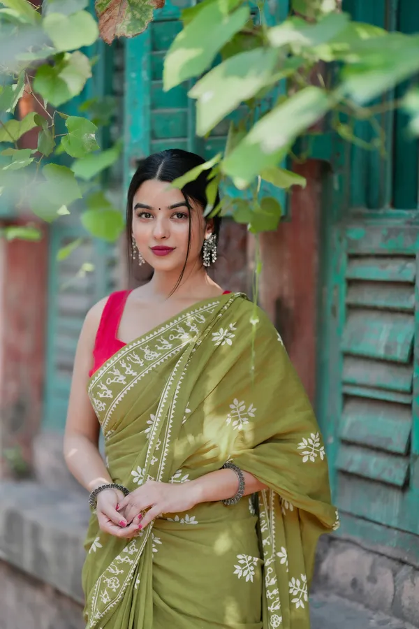 Green___Minute_Ready_To_Wear__Mul_Cotton_Digital_Printed_Saree_With_Pocket_For_Women_&_Girl'S