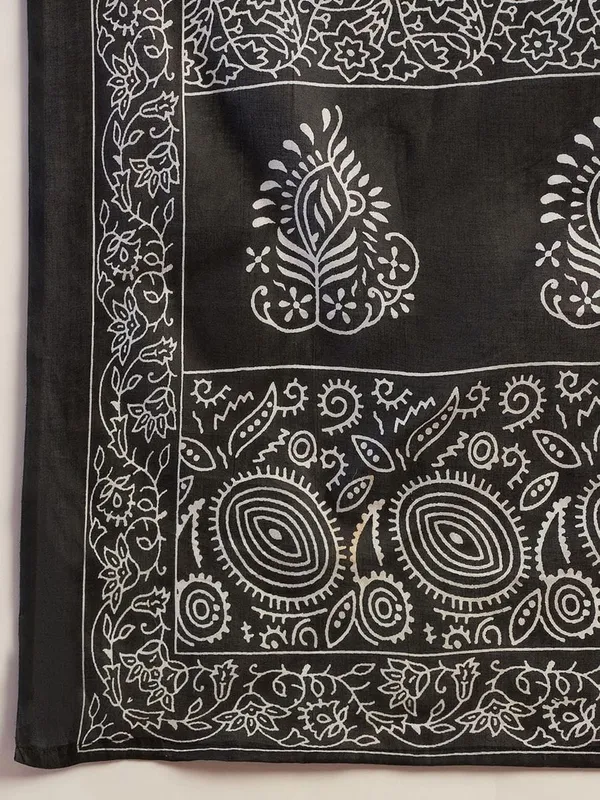 Mahendi_And_Black__Minute_Ready_To_Wear_Mul_Cotton_Digital_Printed_Saree_With_Pocket_For_Women_&_Girl'S