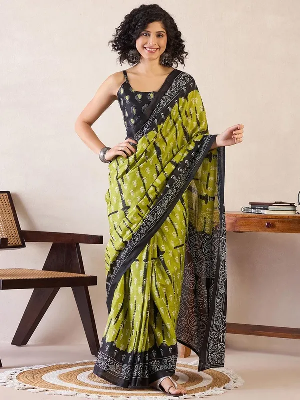 Mahendi_And_Black__Minute_Ready_To_Wear_Mul_Cotton_Digital_Printed_Saree_With_Pocket_For_Women_&_Girl'S
