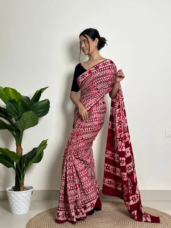 Maroon__Minute_Ready_To_Wear_Mul_Cotton_Digital_Printed_Saree_With_Pocket_For_Women_&_Girl'S