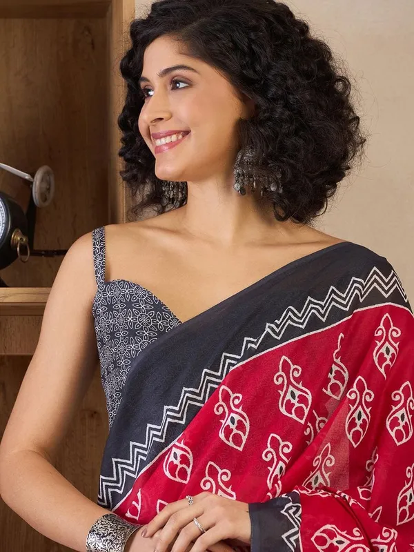 Pink_And_Black__Minute_Ready_To_Wear_Mul_Cotton_Digital_Printed_Saree_With_Pocket_For_Women_&_Girl'S