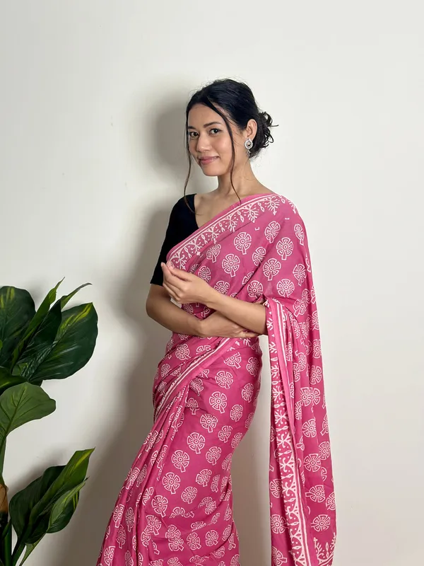 Pink__Minute_Ready_To_Wear_Mul_Cotton_Digital_Printed_Saree_With_Pocket_For_Women_&_Girl'S