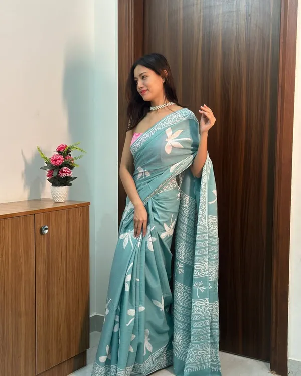 Sky__Minute_Ready_To_Wear_Mul_Cotton_Digital_Printed_Saree_With_Pocket_For_Women_&_Girl'S