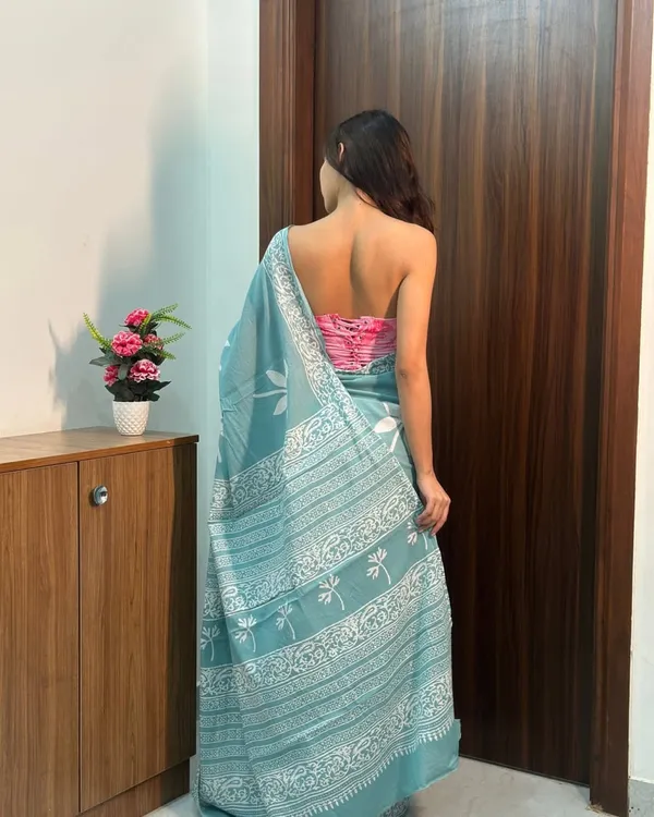 Sky__Minute_Ready_To_Wear_Mul_Cotton_Digital_Printed_Saree_With_Pocket_For_Women_&_Girl'S