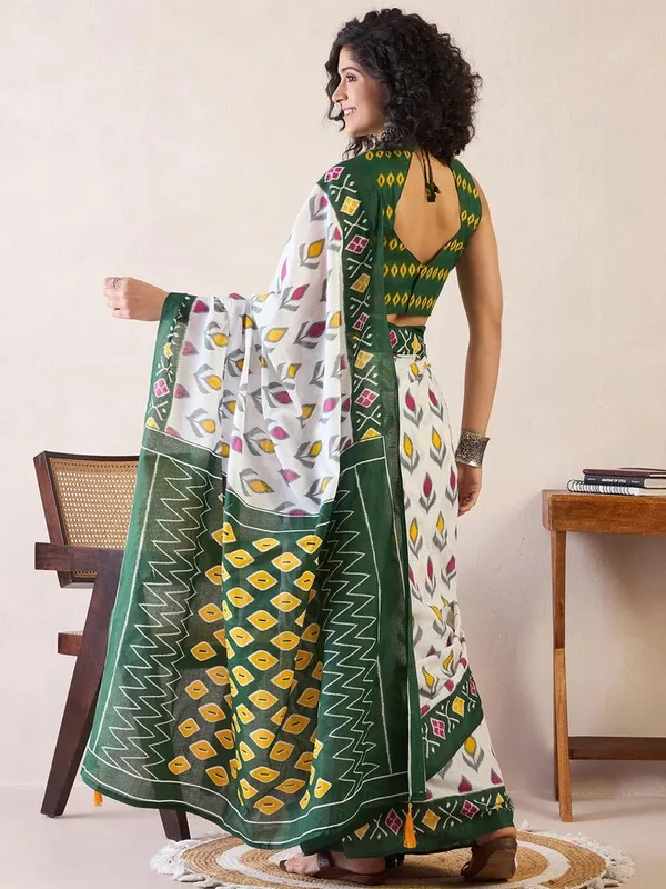 White_And_Green__Minute_Ready_To_Wear_Mul_Cotton_Digital_Printed_Saree_With_Pocket_For_Women_&_Girl'S