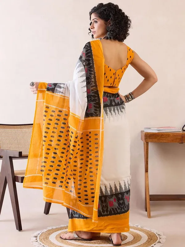 White_And_Mustard__Minute_Ready_To_Wear_Mul_Cotton_Digital_Printed_Saree_With_Pocket_For_Women_&_Girl'S