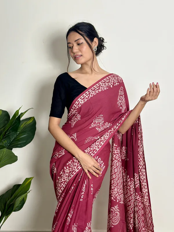 Wine__Minute_Ready_To_Wear_Mul_Cotton_Digital_Printed_Saree_With_Pocket_For_Women_&_Girl'S