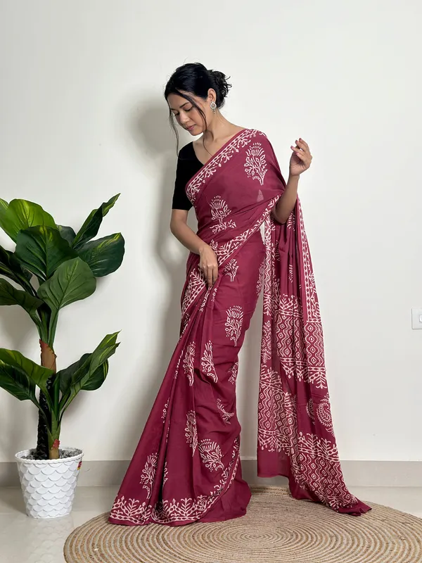 Wine__Minute_Ready_To_Wear_Mul_Cotton_Digital_Printed_Saree_With_Pocket_For_Women_&_Girl'S