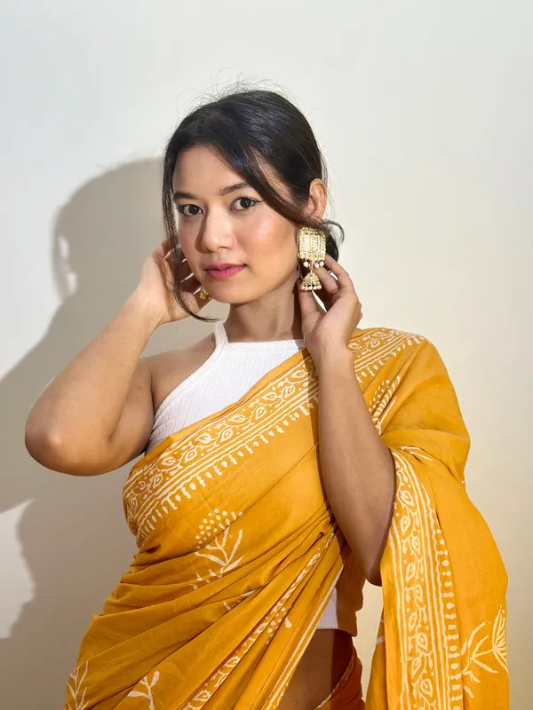 Yellow__Minute_Ready_To_Wear_Cotton_Digital_Printed_Saree_With_Pocket_For_Women_&_Girl'S