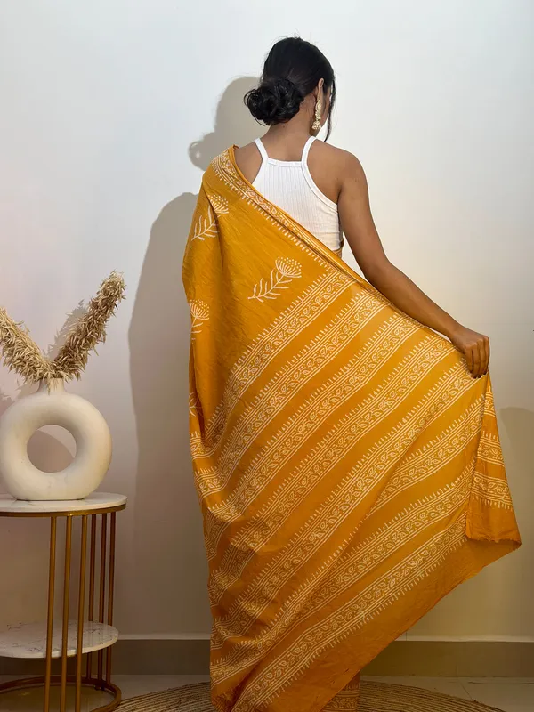 Yellow__Minute_Ready_To_Wear_Cotton_Digital_Printed_Saree_With_Pocket_For_Women_&_Girl'S