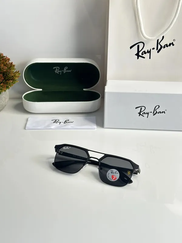 Ray_Ban_04_Black_Default_Title