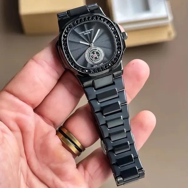 Patek_Philippe_Default_Title
