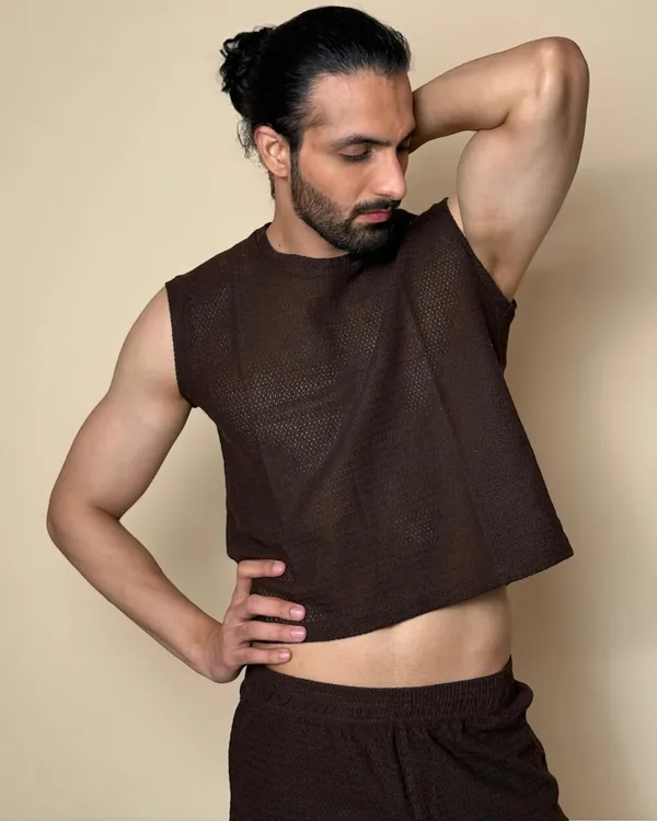aegis-knit-tank-chocolate