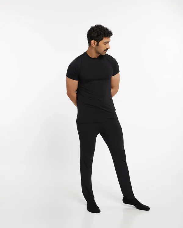 micro-modal-yoga-sleep-set-midnight-black
