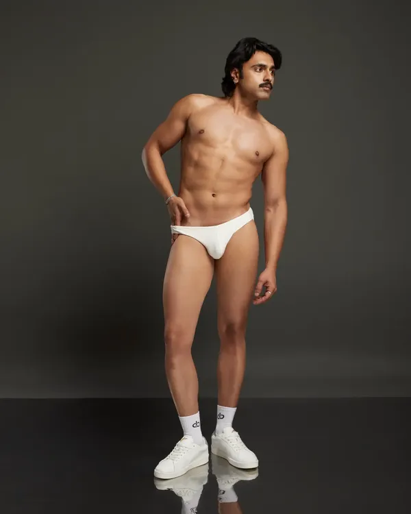the-hold-me-brief-white