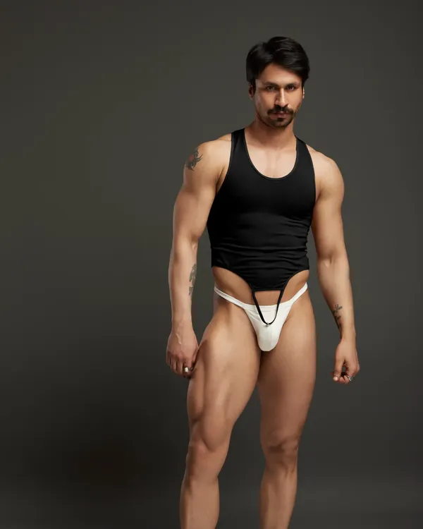 Sculpt_Tank_Bodysuit_Black_Under_Support_Fit