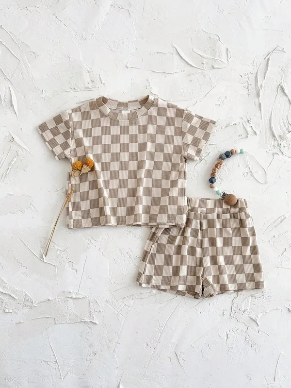 Baby_&_Toddler_Beige_Checkered_T-Shirt_&_Shorts_Co-Ord_Set_|_Unisex_Casual_Outfit