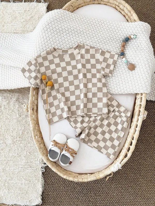 Baby_&_Toddler_Beige_Checkered_T-Shirt_&_Shorts_Co-Ord_Set_|_Unisex_Casual_Outfit