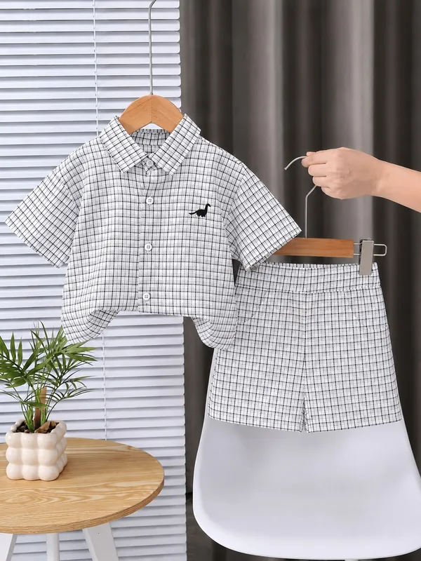 Boys_White_&_Black_Checked_Shirt_and_Shorts_Co-Ord_Set_|_Half_Sleeve_Casual_Outfit