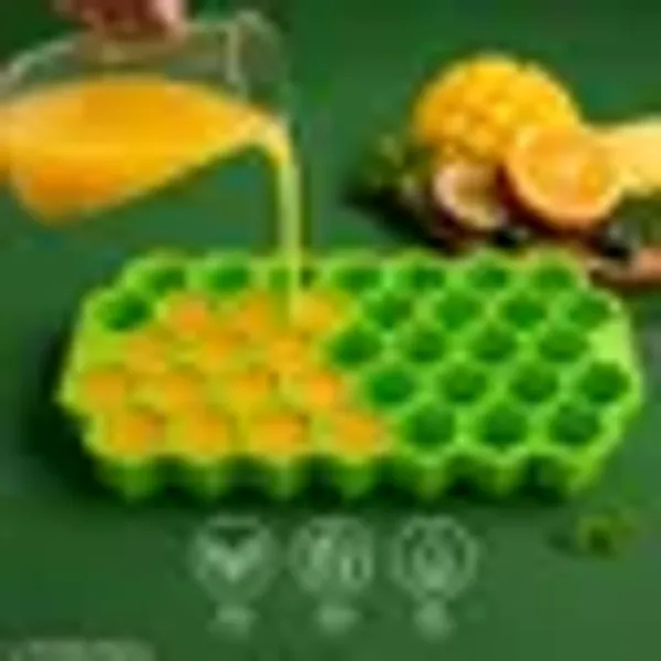 Pack_Of_4_Hexagon_Silicone_Ice_Cube_Trays_With_Lid_Honeycomb_Ice_Mold_Set_Yellow_Green_Blue_Purple