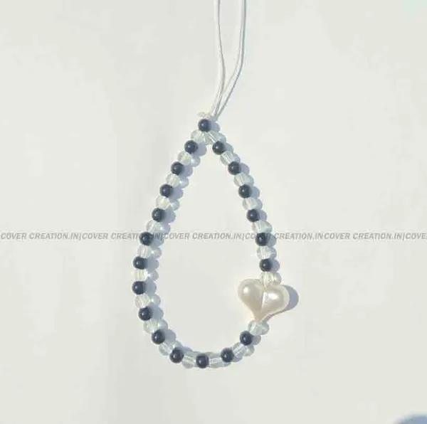 Black_&_White_Glass_Beads_Heart_Phone_Charm