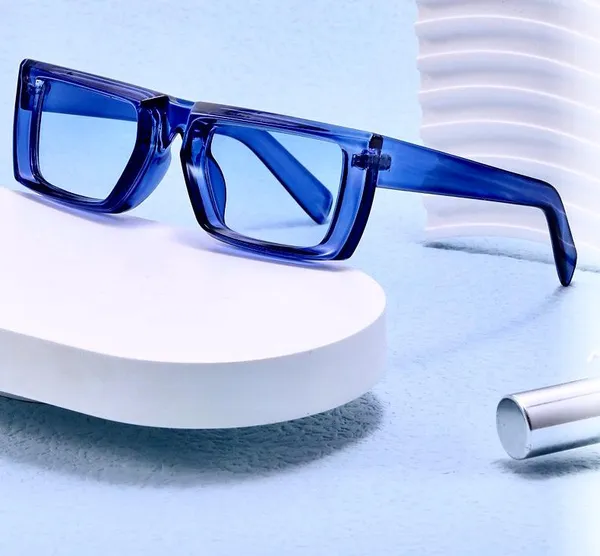 Multicolor_Plastic_Sunglasses_For_Unisex