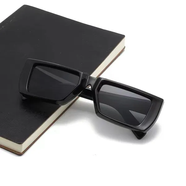 Multicolor_Plastic_Sunglasses_For_Unisex