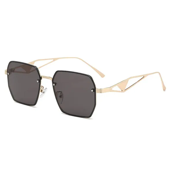 Black_And_Gold_Plastic_And_Metal_Sunglasses_For_Unisex