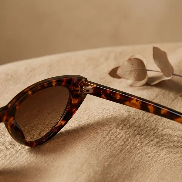 Multicolor_Plastic_Sunglasses_For_Women