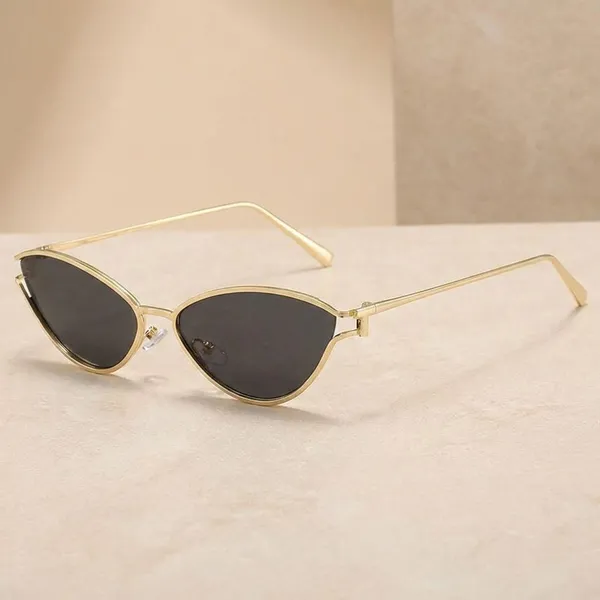 Multicolor_Plastic_Sunglasses_For_Women