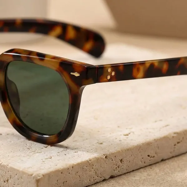 Multicolor_Plastic_Sunglasses_For_Unisex