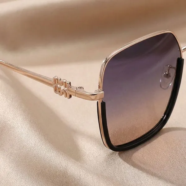 Multicolor_Plastic_And_Metal_Sunglasses_For_Women