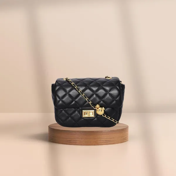Black_Elegant_Quilted_Sling_Bag_Tylish_Faux_Leather_Crossbody_Adjustable_For_Women