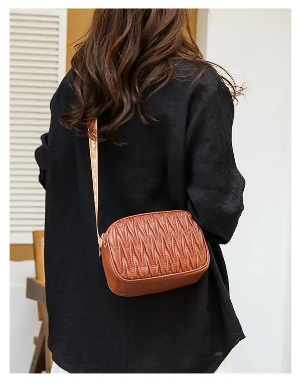 Brown_Puffer_Sling_Bag_Mall_Crossbody_Bag_Everyday_Casual_Sling_For_Women