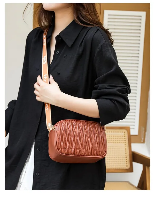 Brown_Puffer_Sling_Bag_Mall_Crossbody_Bag_Everyday_Casual_Sling_For_Women